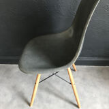 Set of 4 DSW Chairs by Charles and Ray Eames for Herman Miller