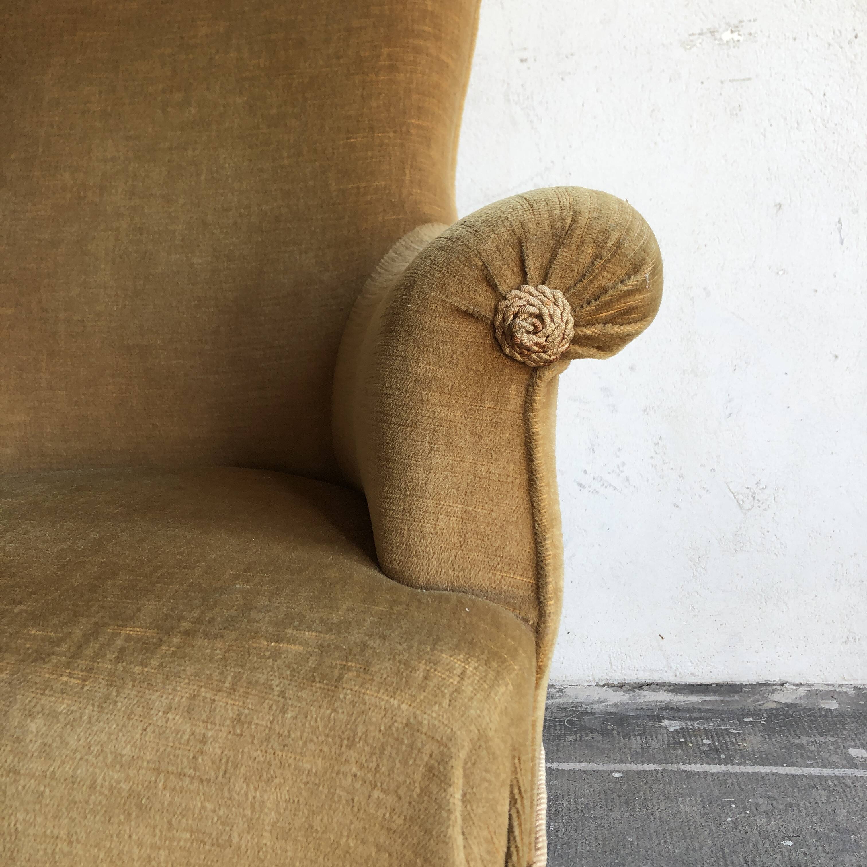Toad chair