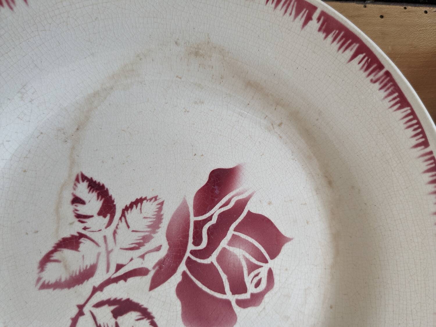 2 Digoin Sarreguemines Rolande dinner plates