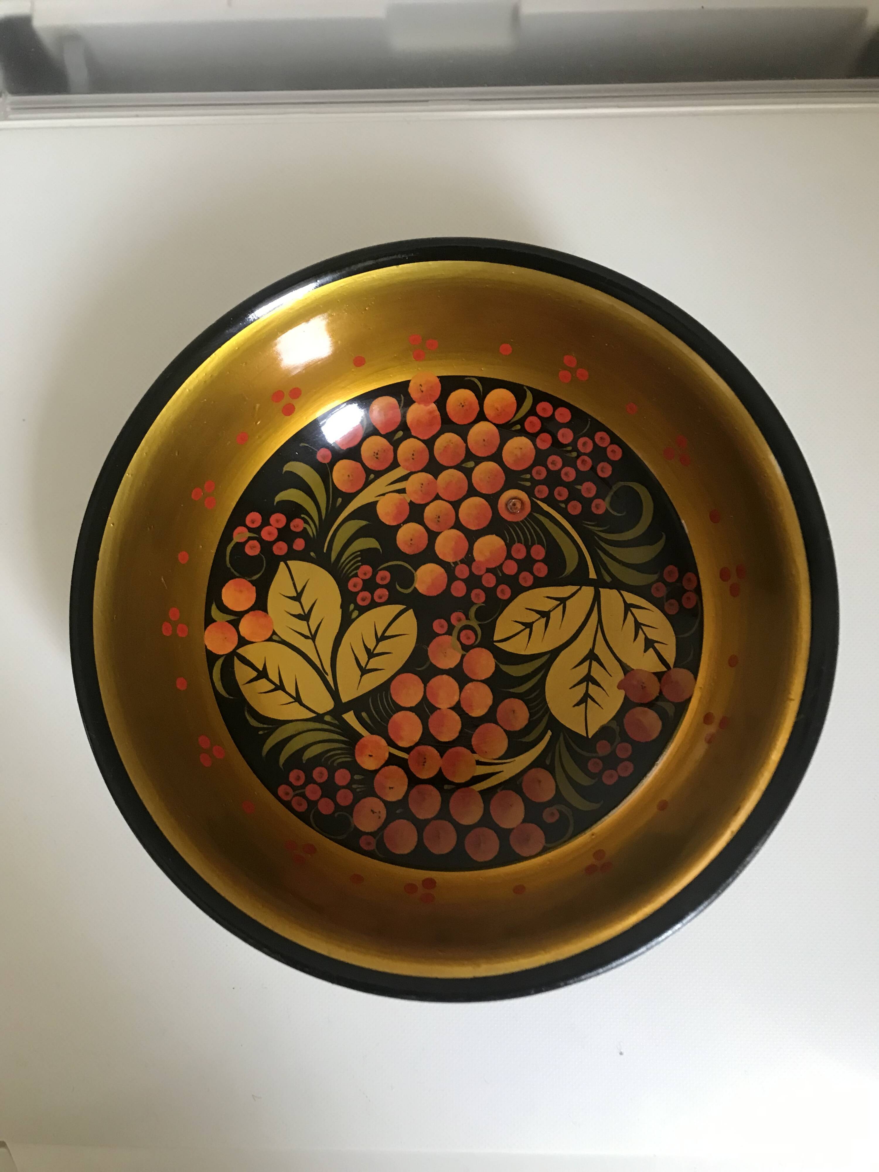 Wooden pocket emptier