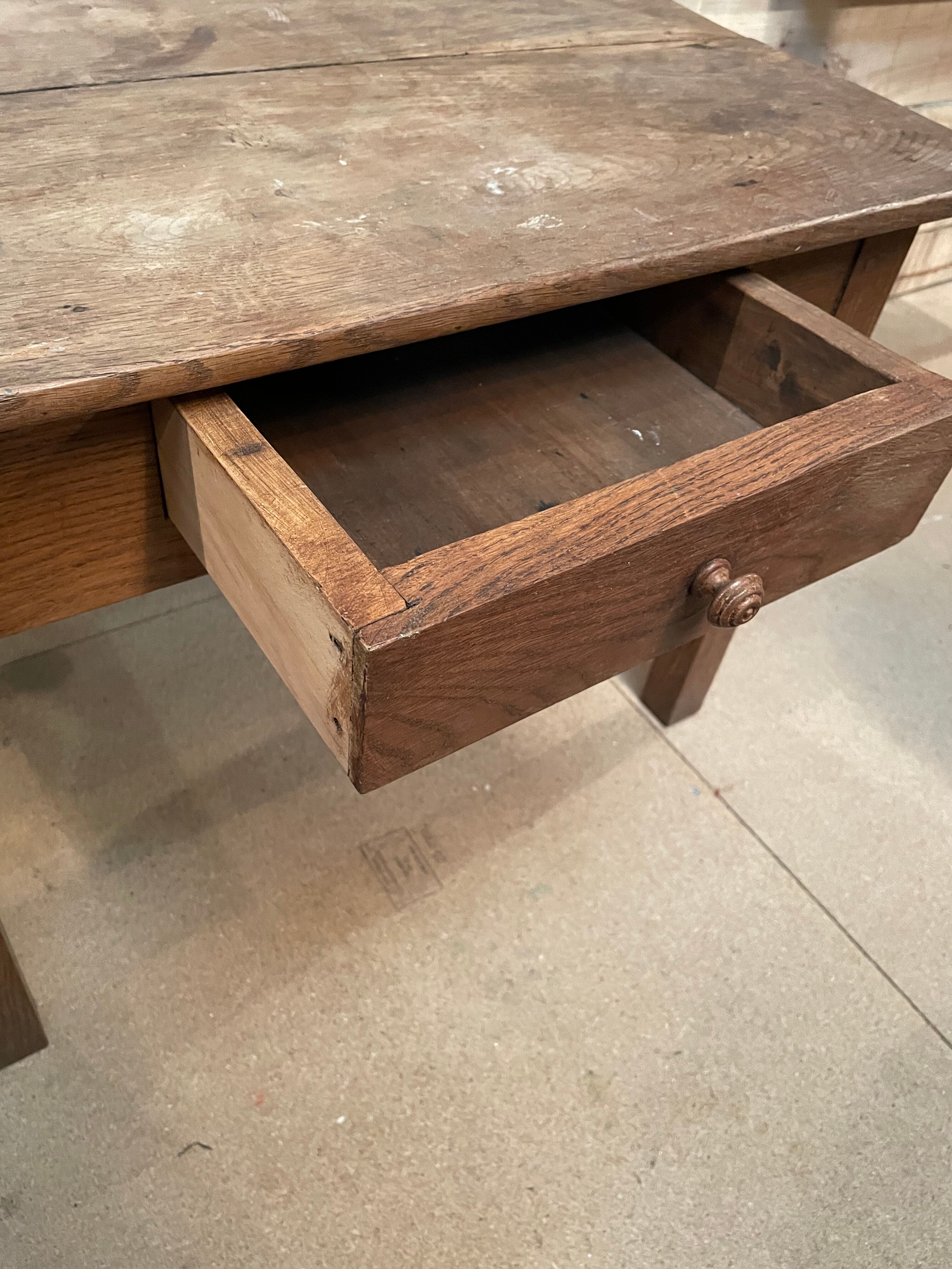 Vintage wood coffee table year 40/50