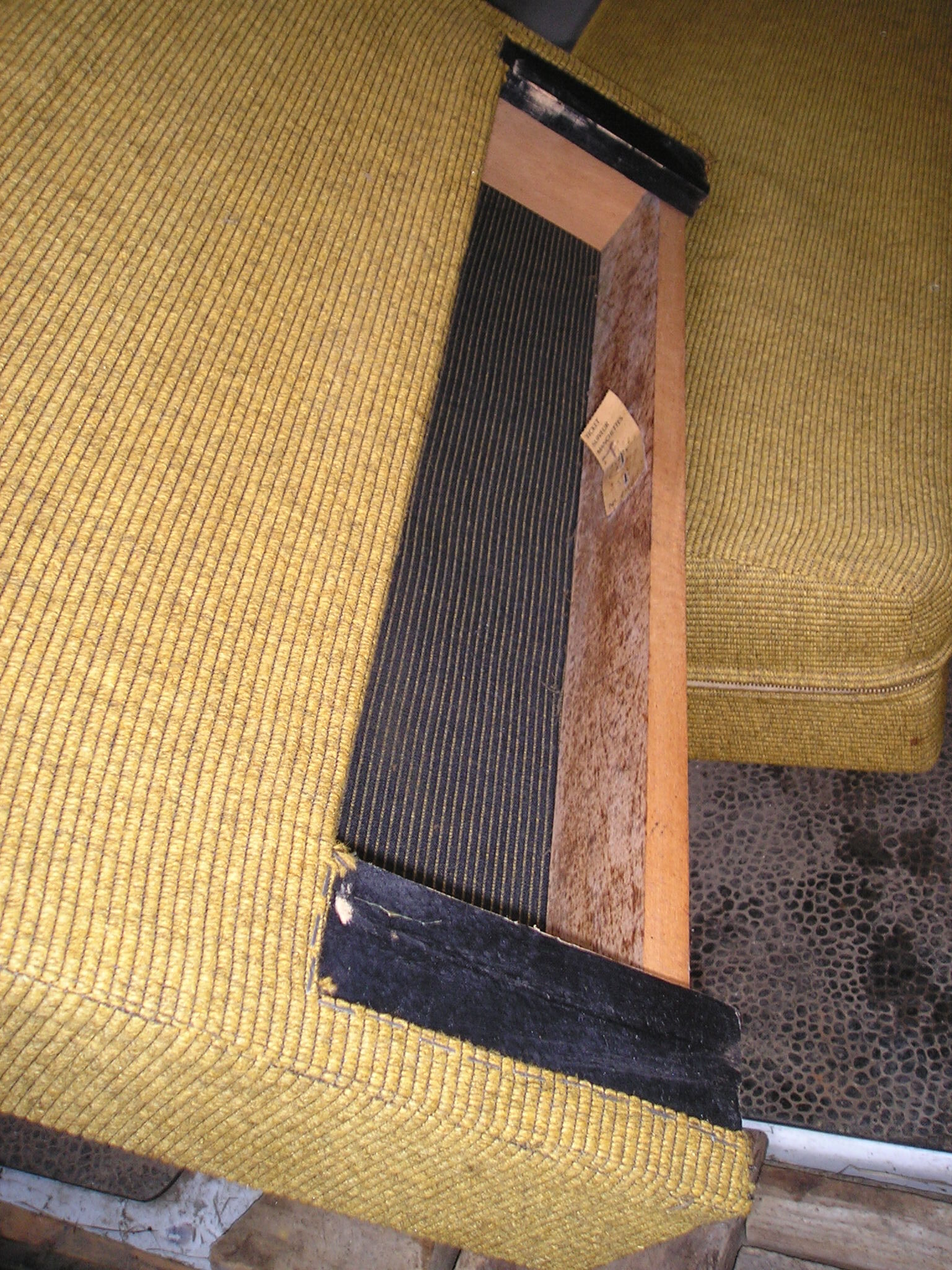 Sofa 2 seats convertible into bed 1 person 70 years