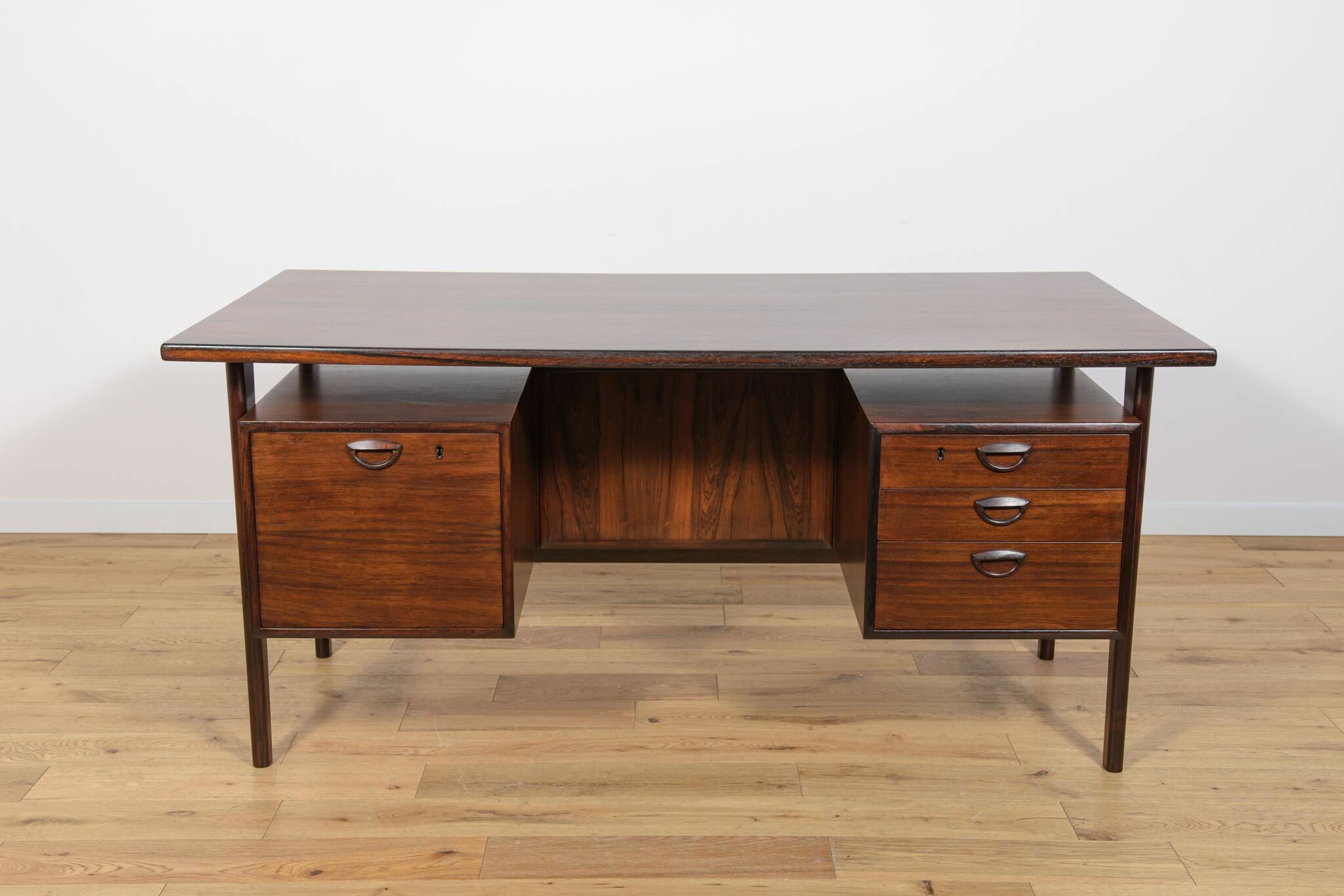 Mid-Century Freestanding Rosewood Desk by Kai Kristiansen for Feldballes Møbelfabrik, 1960s