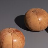 Vintage medicine balloon in dark brown leather, 2 Kg