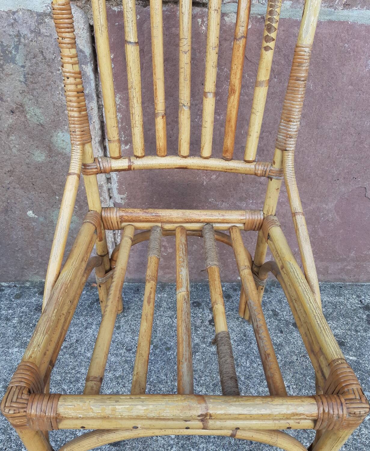 Table and 6 chairs made of bamboo and rattan