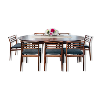 Set of 8 chairs & table, scandinavian design in rosewood