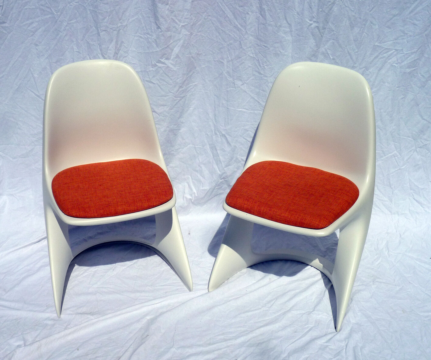 CASALA chair in white