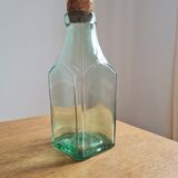Bouteille  en verre  soufflé vert