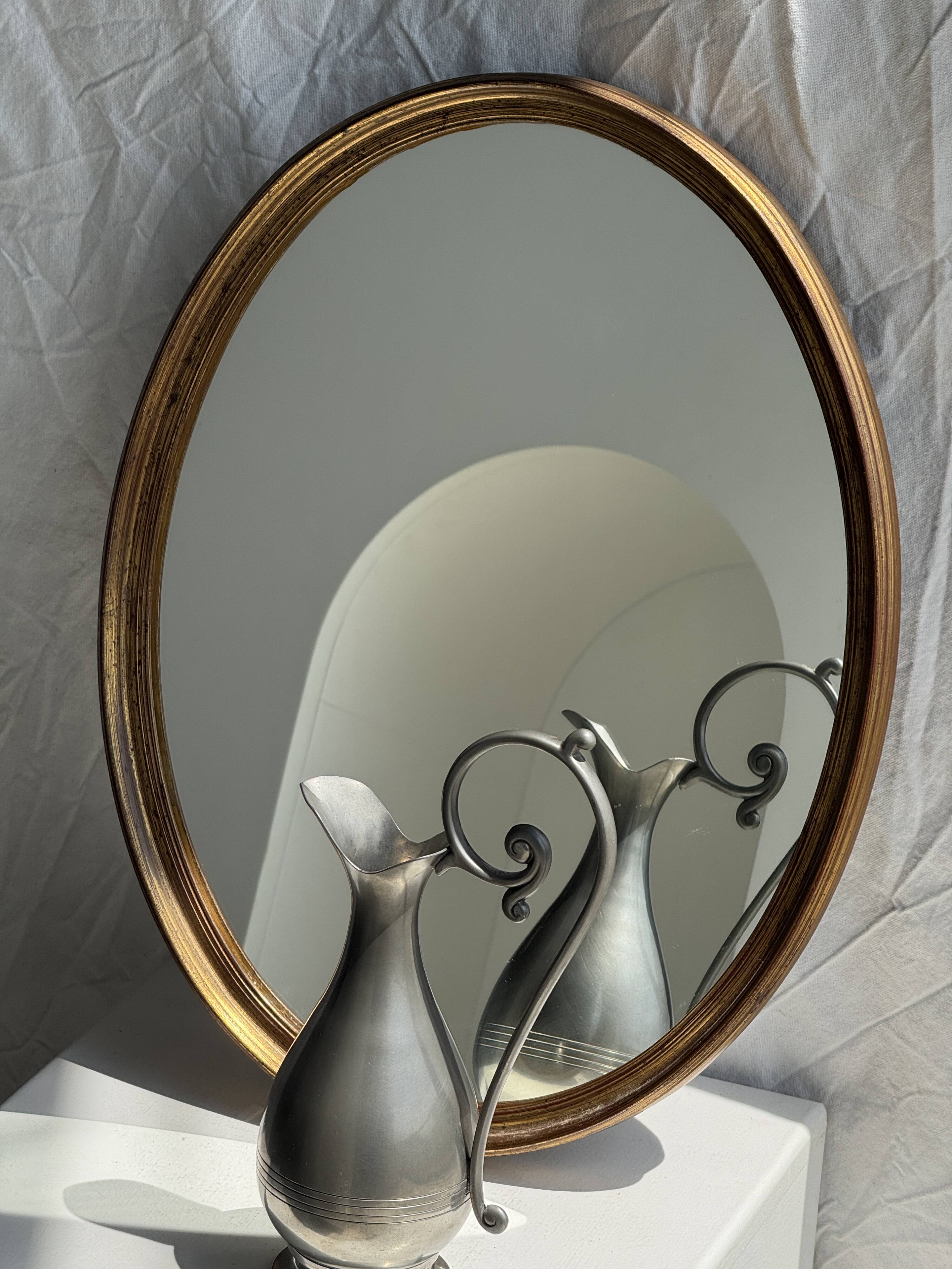 Classic gold oval mirror 42x32