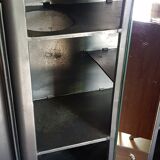 Medicine cabinet in waxed steel