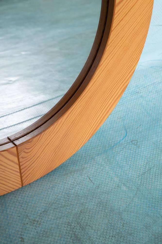 Large vintage pine mirror from the 1970s with craftsmanship.