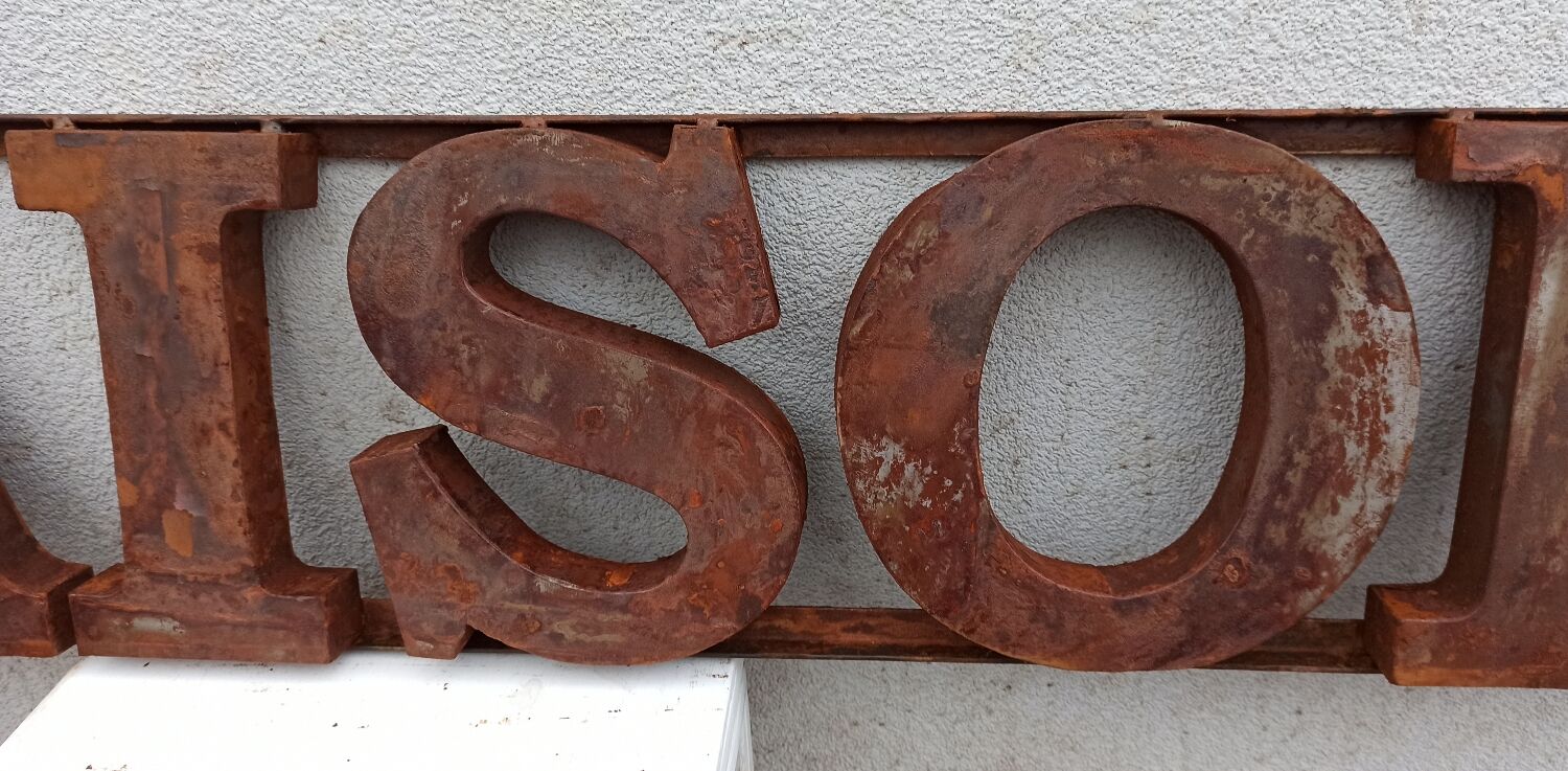 Rusty metal plate HOME