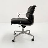 Soft Pad EA217 office chair by C. & R. Eames for Herman Miller, 1970