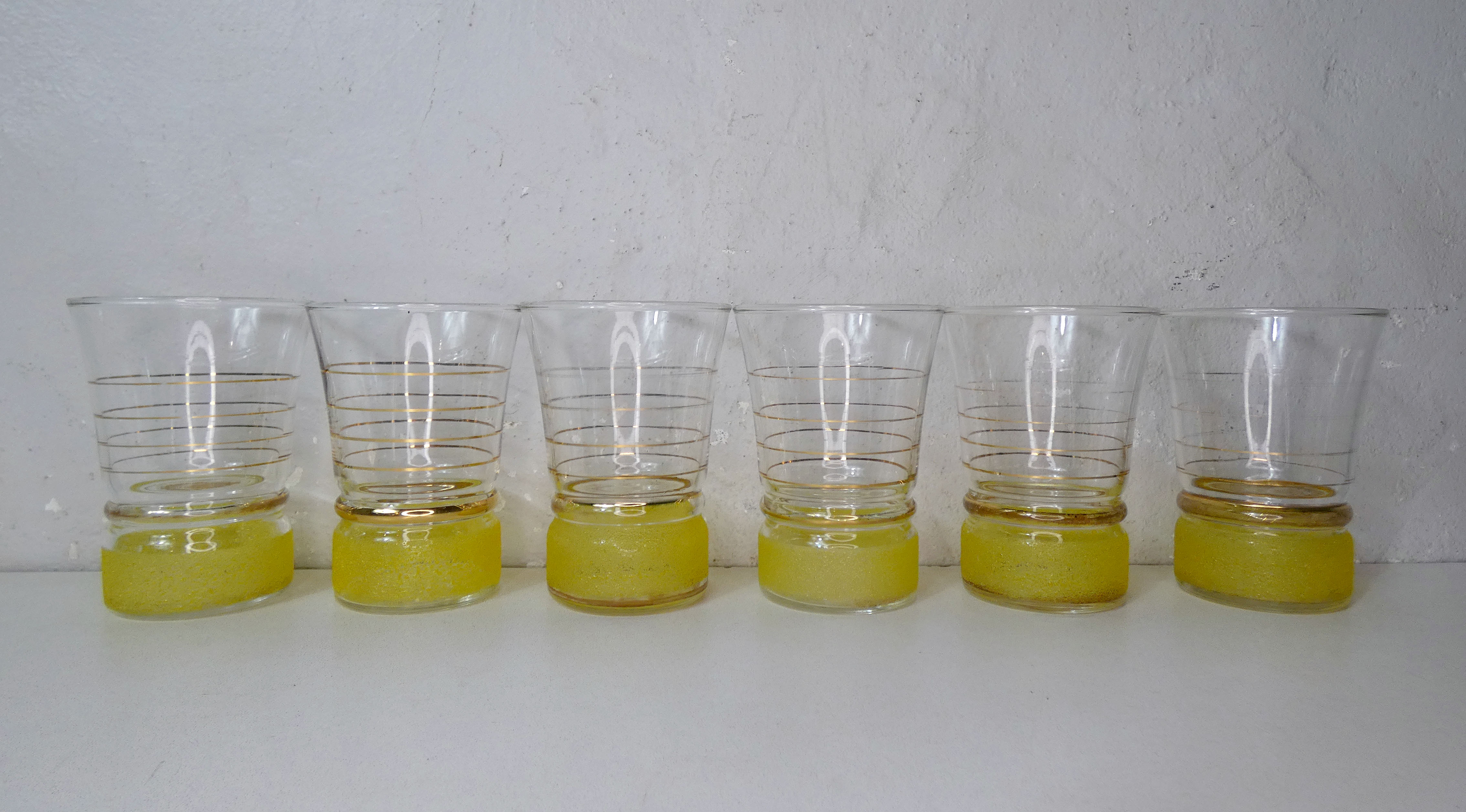 6 old vintage yellow granite glasses 50s