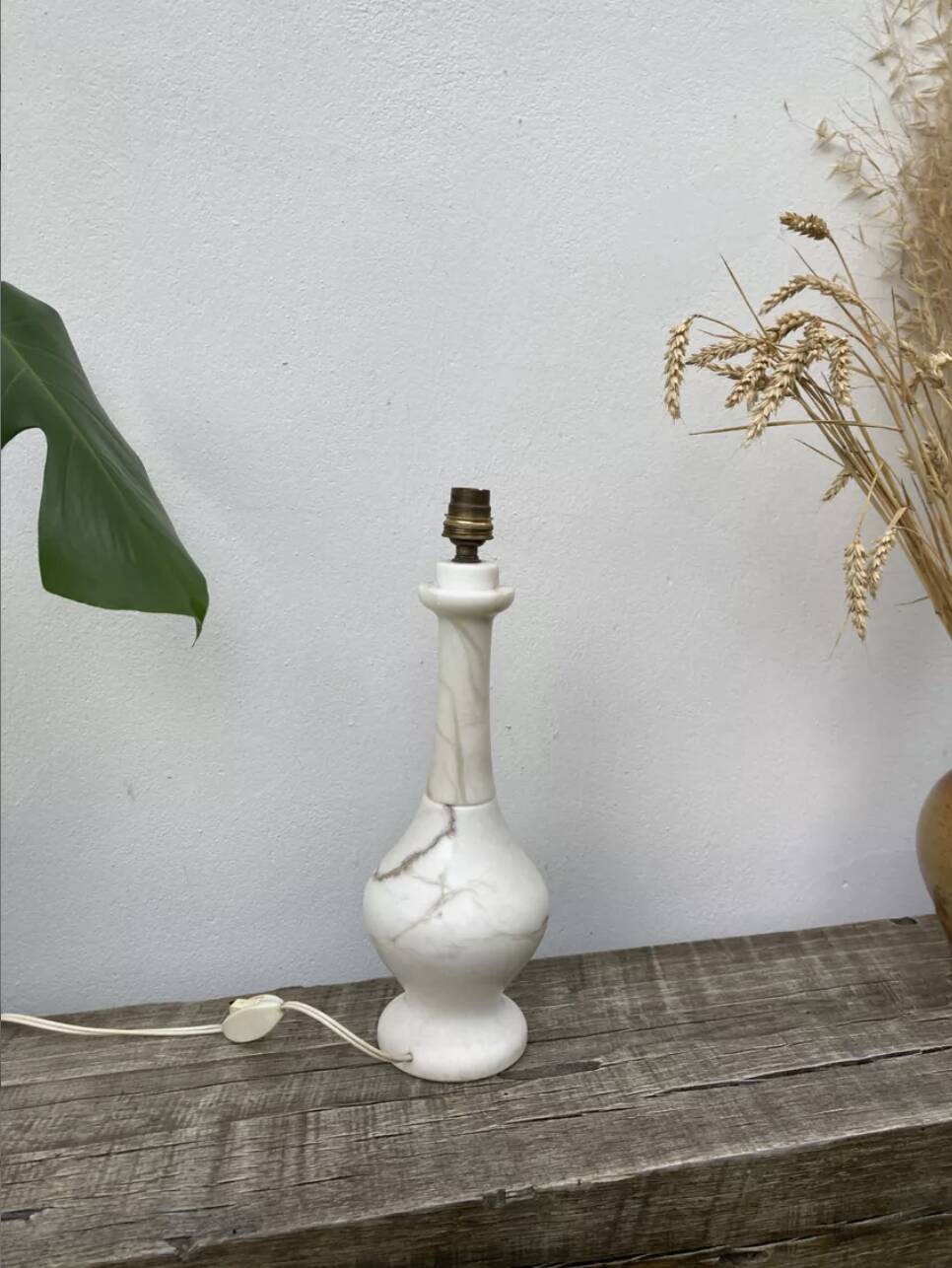 White and gray marble lamp base