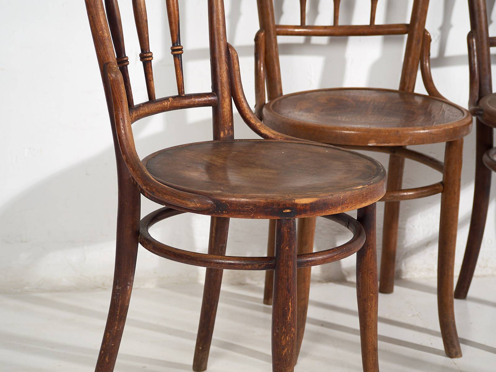 Antique Thonet bentwood chairs (circa 1920). Set of 4 pieces #14
