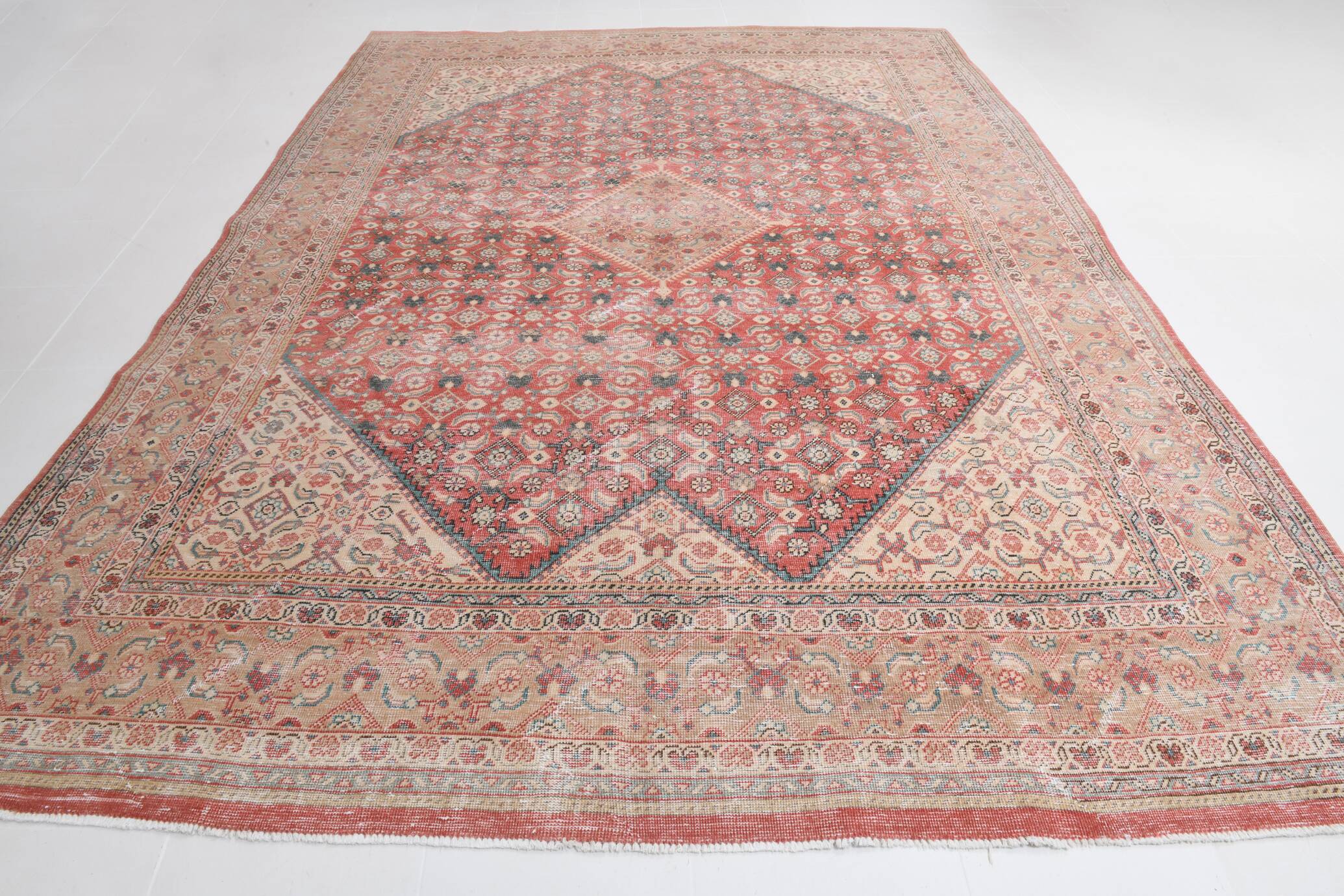 Old Antique 1955s Red Persian Heriz Rug, 274x378Cm