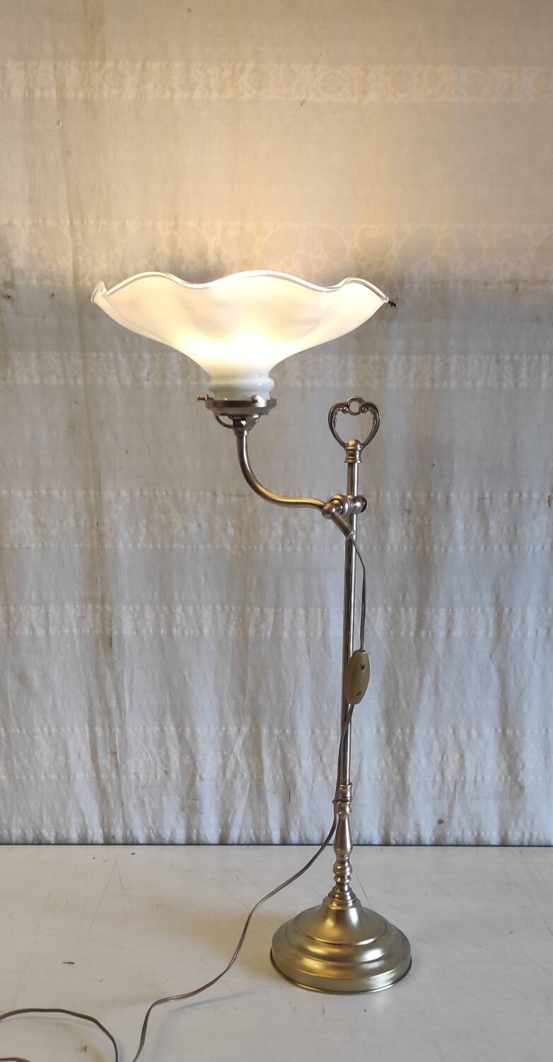 Articulated table lamp in brass and opaline - mid 20th century.
