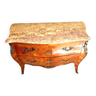 Commode galbée Louis XV, marqueterie en bois de rose