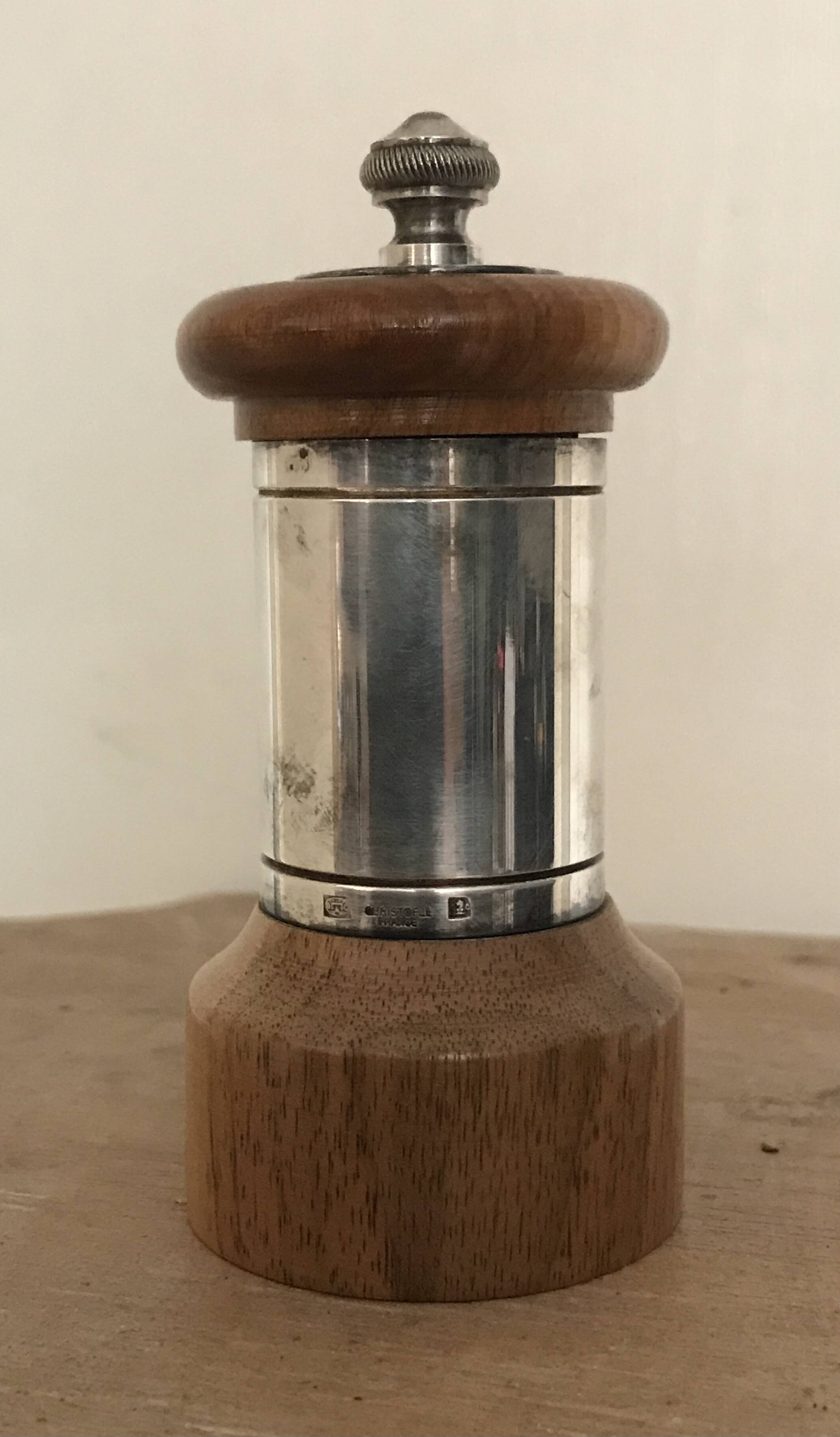 MOULIN à POIVRE, Poivrier Vintage PEUGEOT en BOIS et MÉTAL argenté ORFÈVRERIE CHRISTOFLE