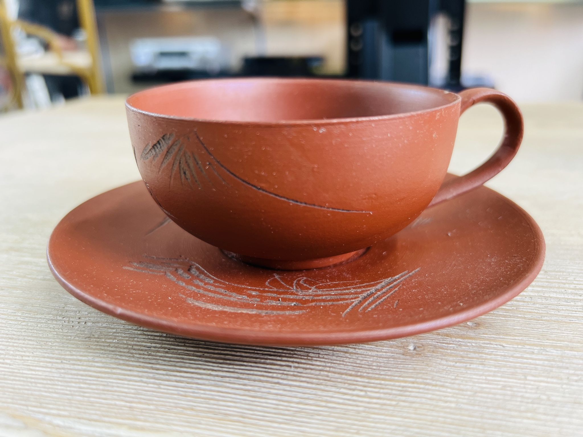 Set of 6 Cups and Japanese Terracotta Saucers