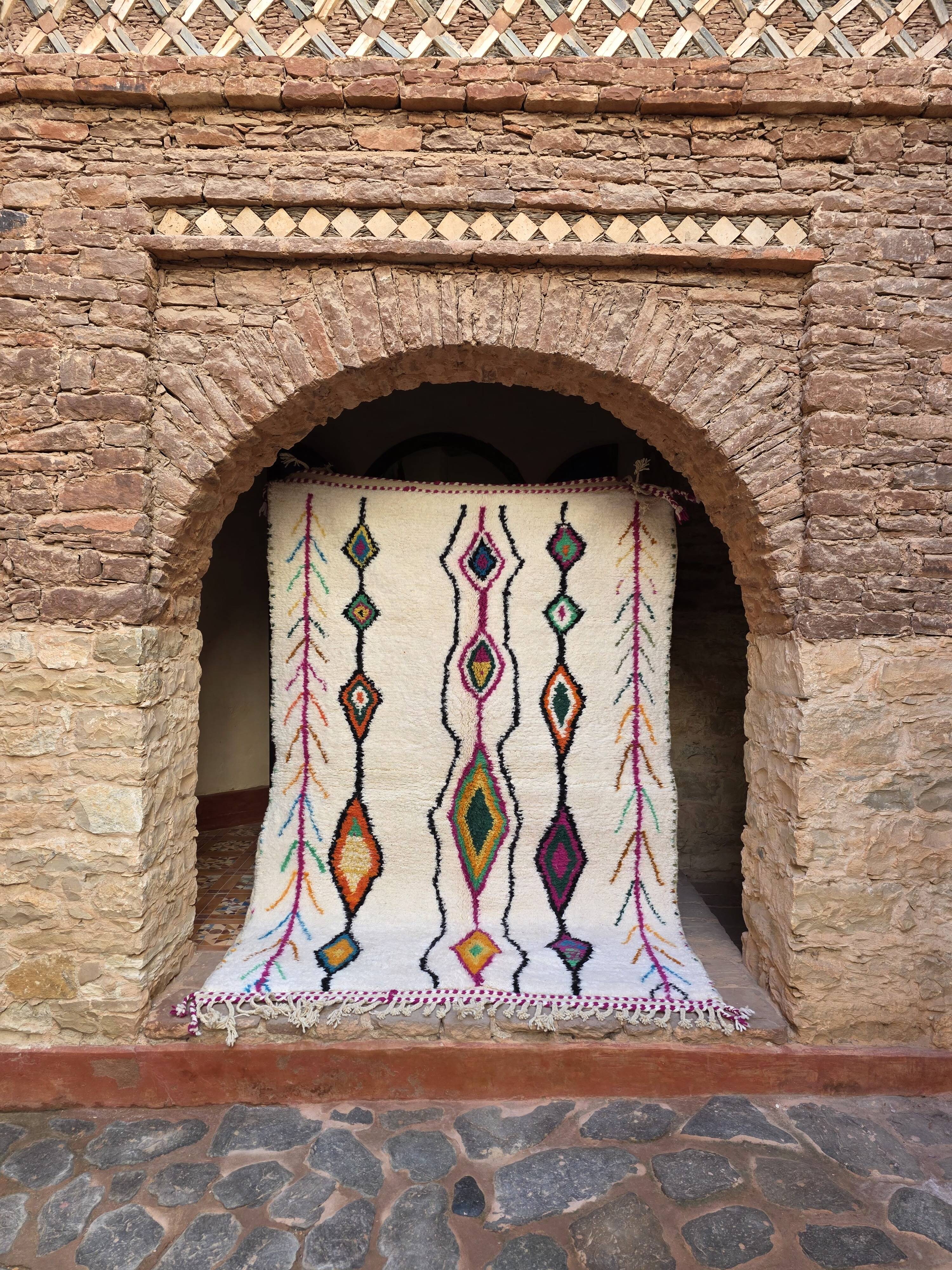 Moroccan Berber rug Azilal 250 x 150 cm