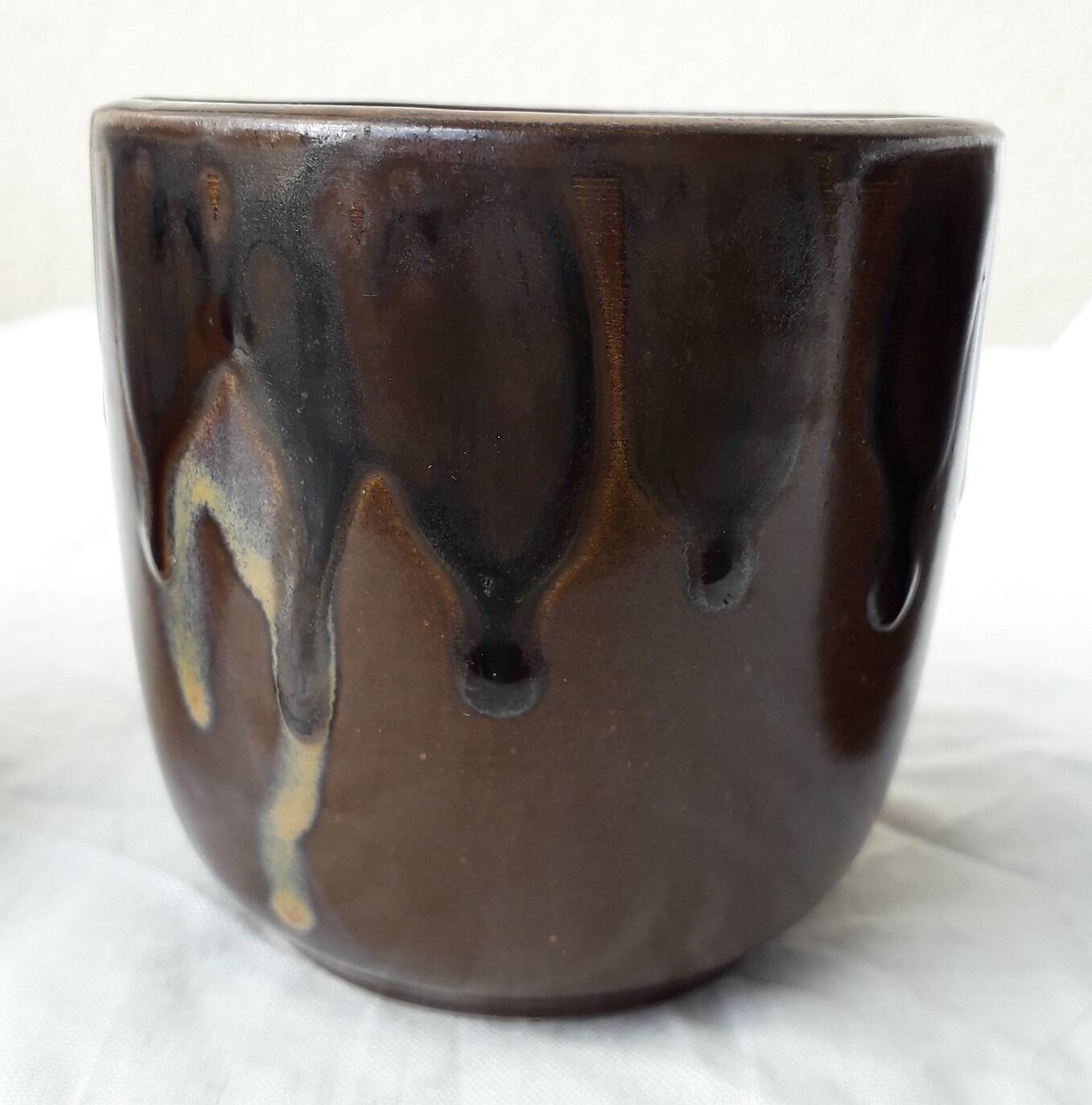 Breugnot stoneware cups