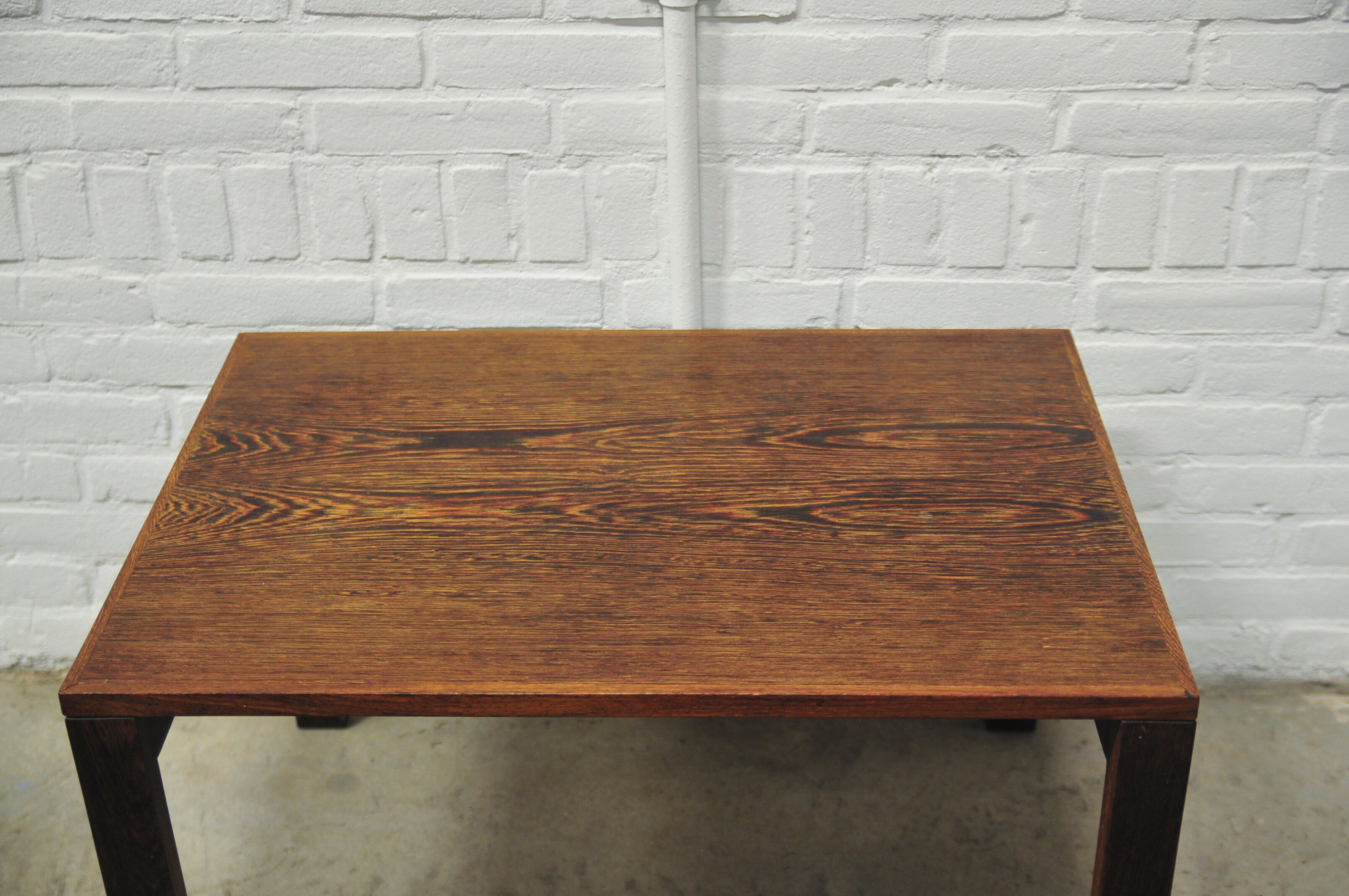 Table basse vintage en bois