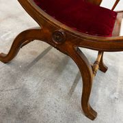 Dagobert armchair with red upholstery