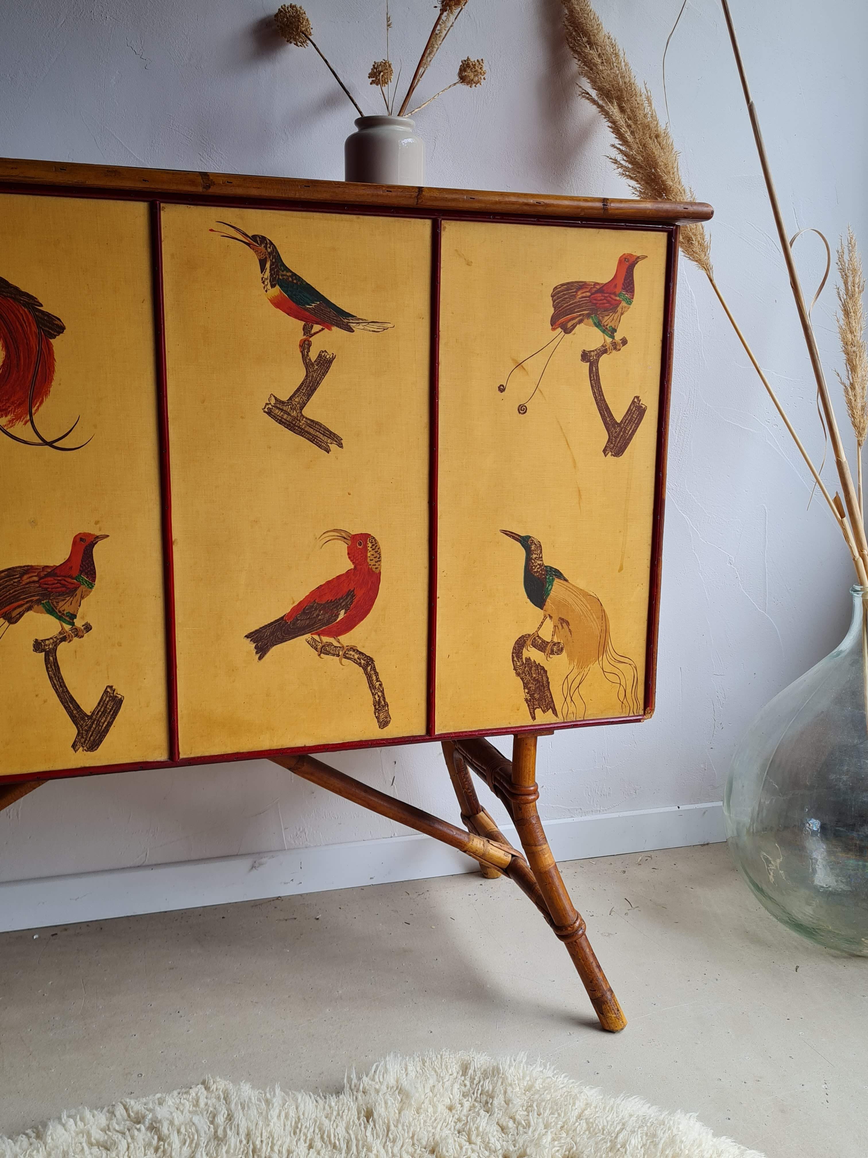 Bar rattan foot compass