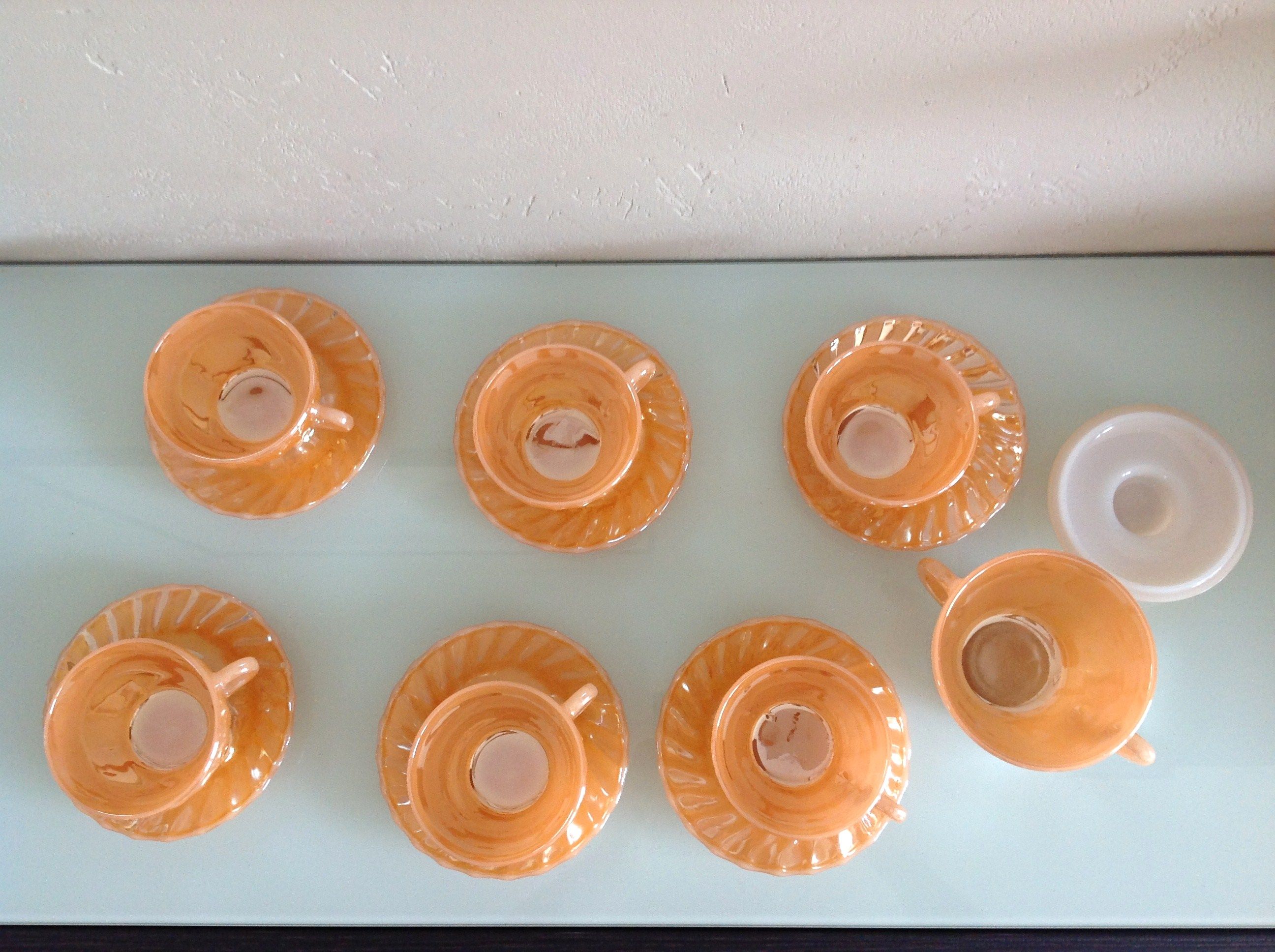 Set of six cups and pearly opaline sugar by Termocrisa / vintage 50-60