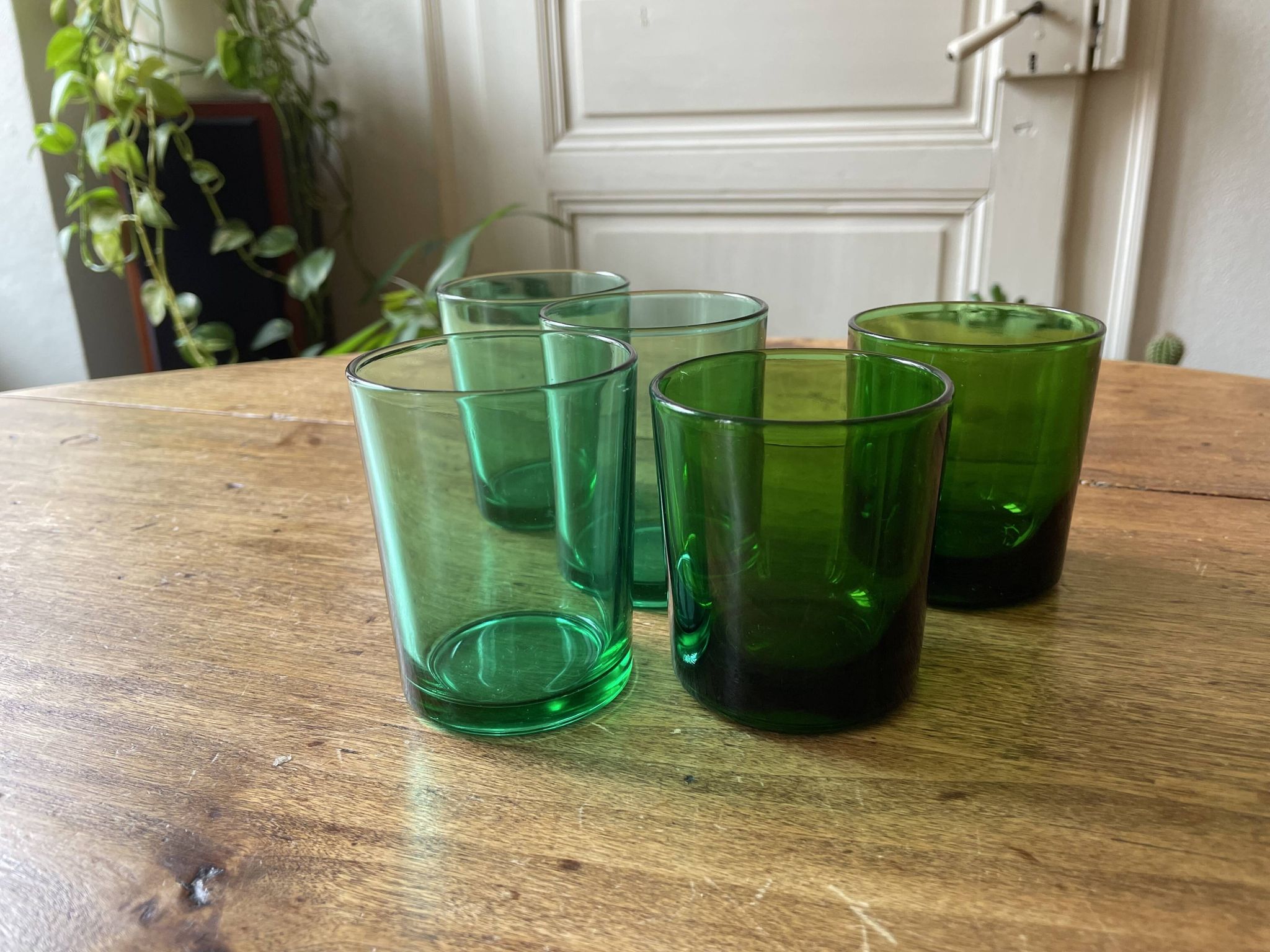 Lot of 5 vintage green glasses - Lesieur et Lever oil
