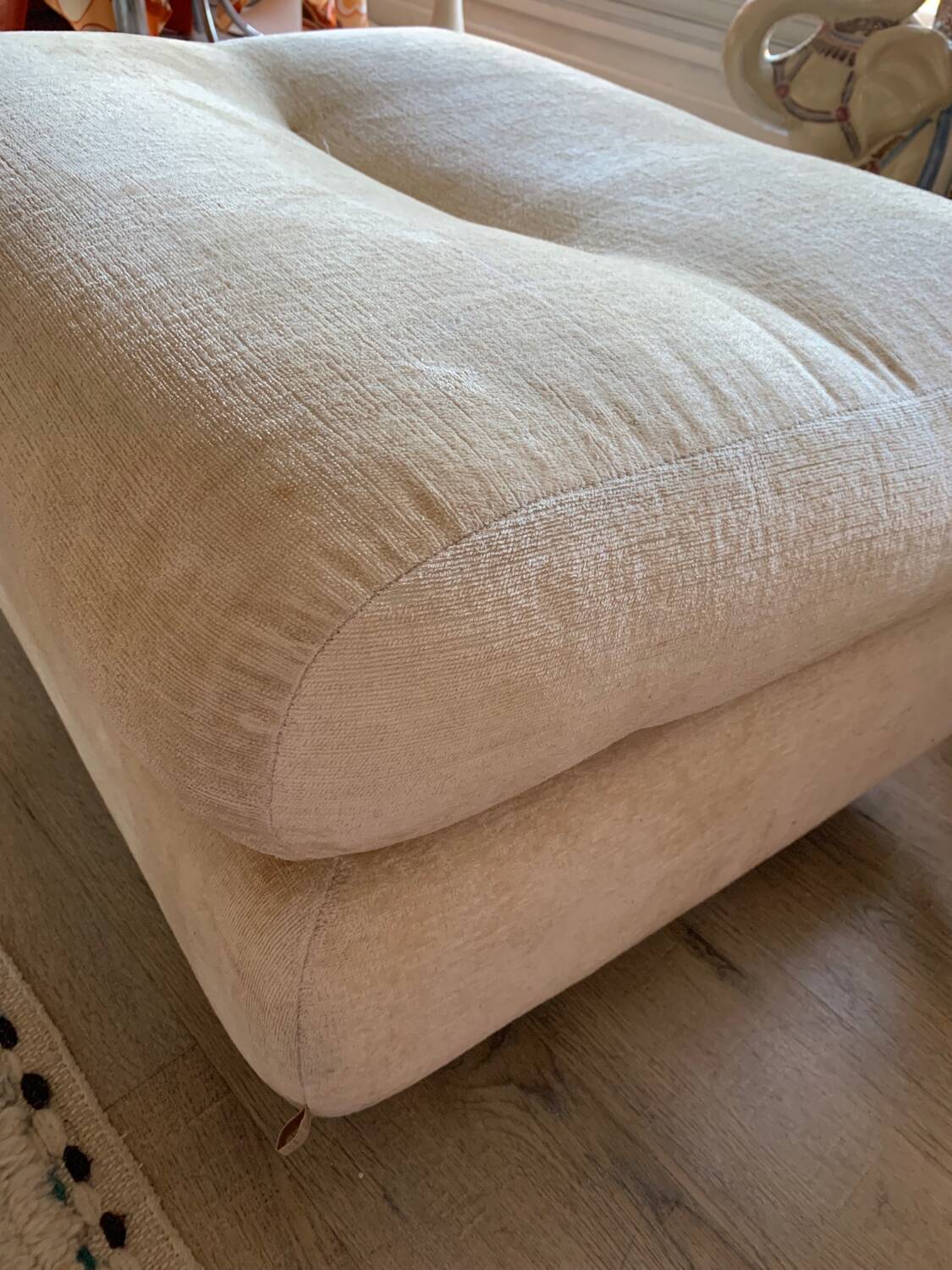 80s roset line pouf