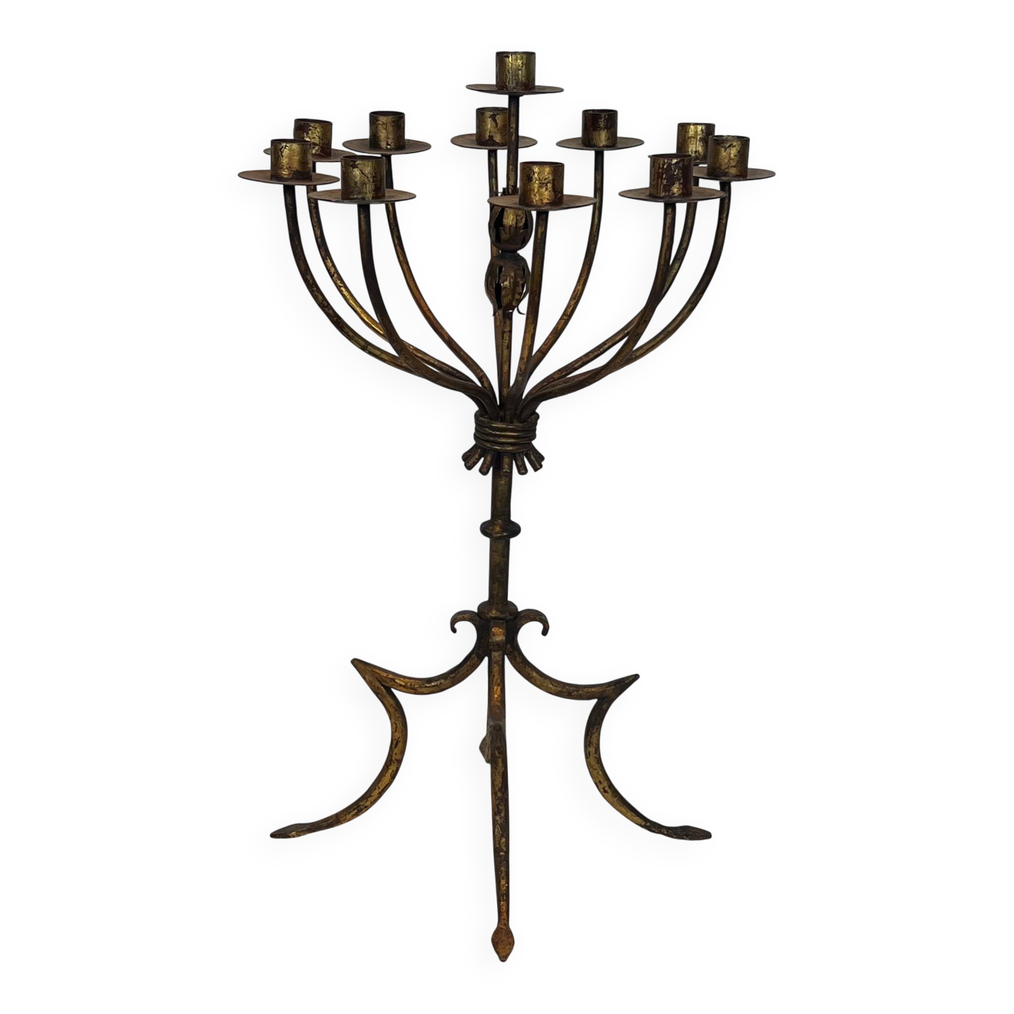 Important gilded wrought iron candelabrum with 11 arms.