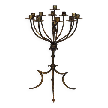 Important gilded wrought iron candelabrum with 11 arms.