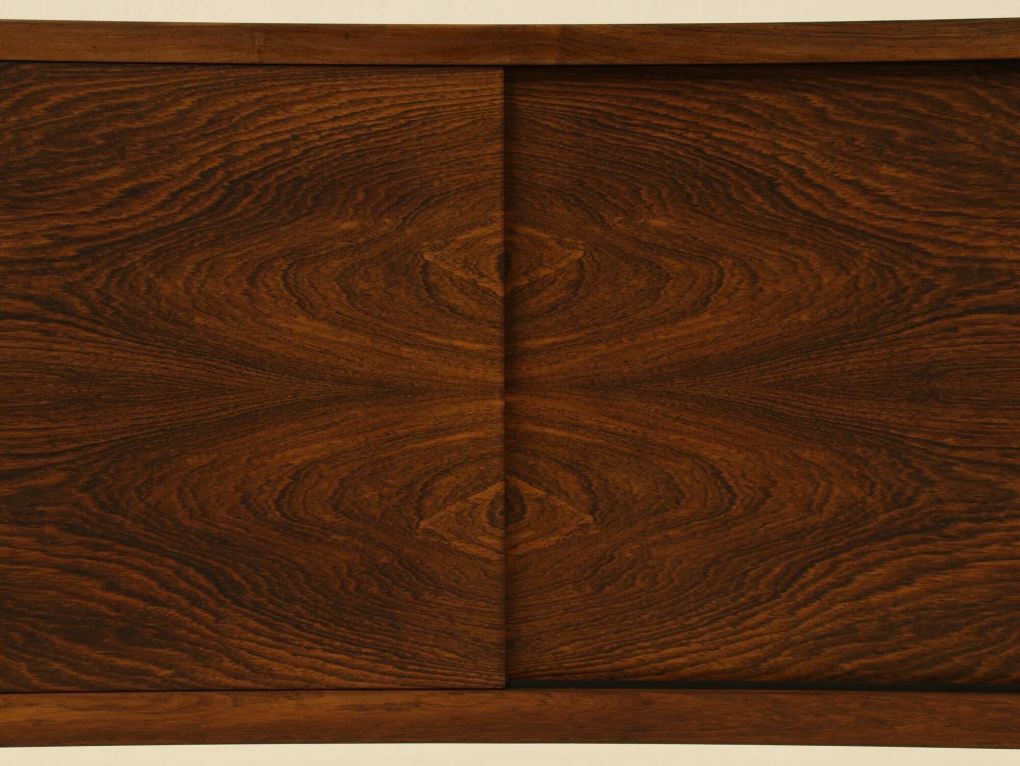 Buffet en palissandre modèle 20 de Niels Otto Møller