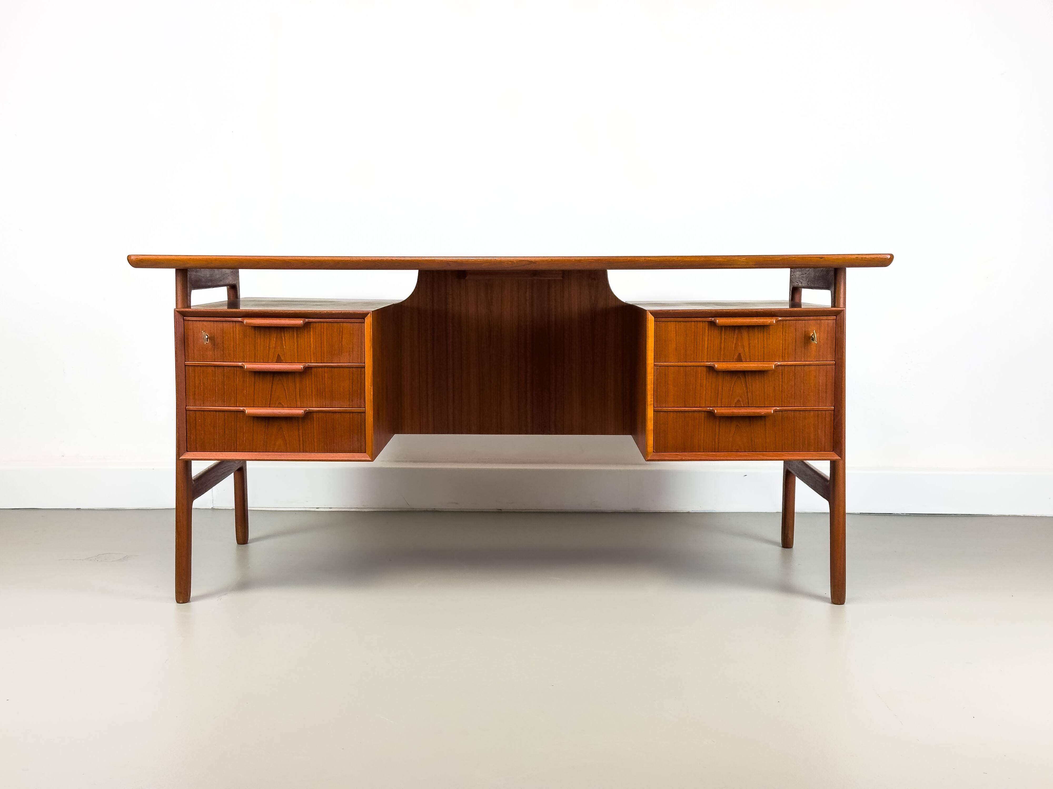 Omann Jun Model 75 Teak Desk, 1960s