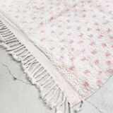Beni Ouarain Berber rug with pink polka dots