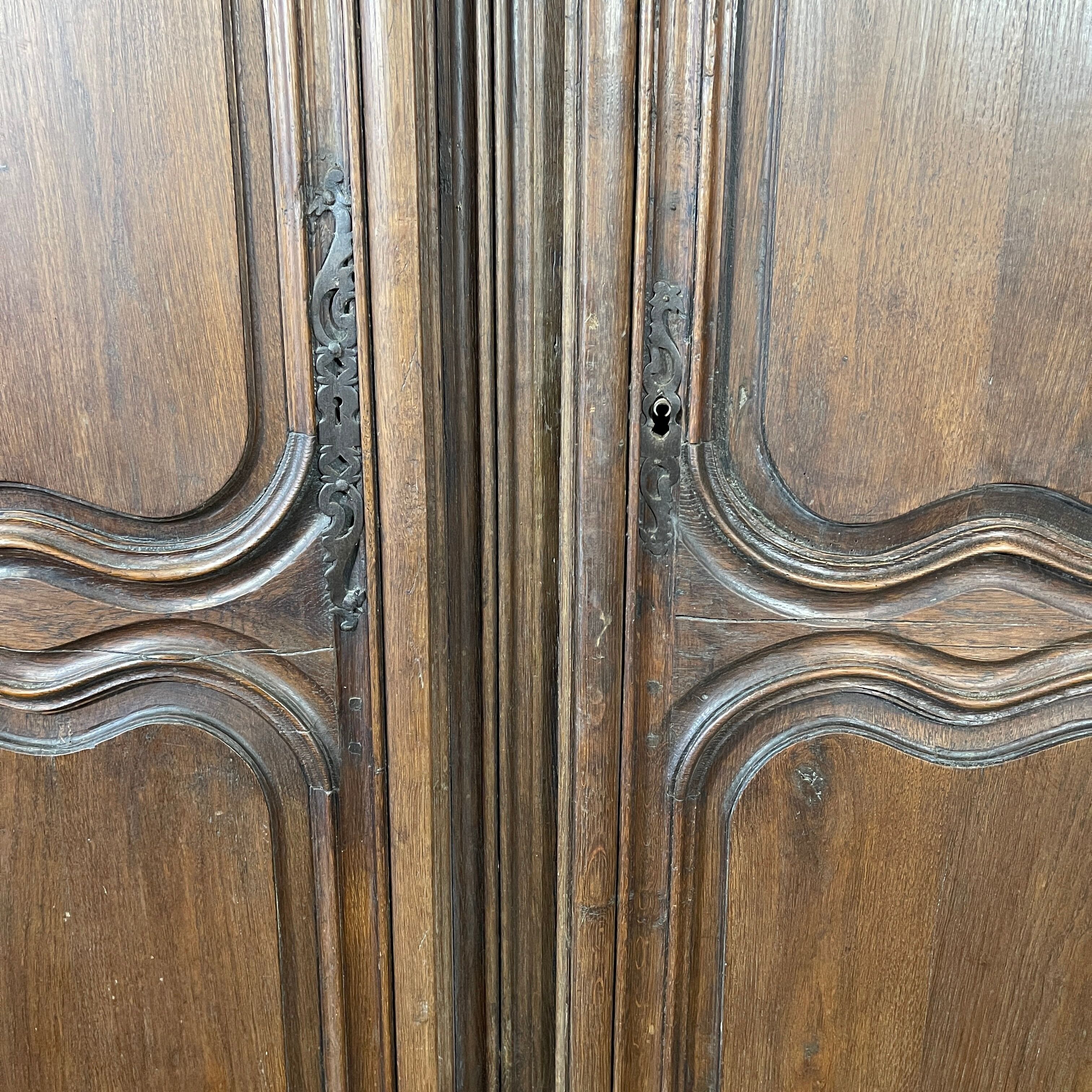 Oak cabinet XVIII th