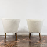 Pair of white cream boucle cocktail chairs, 1950s