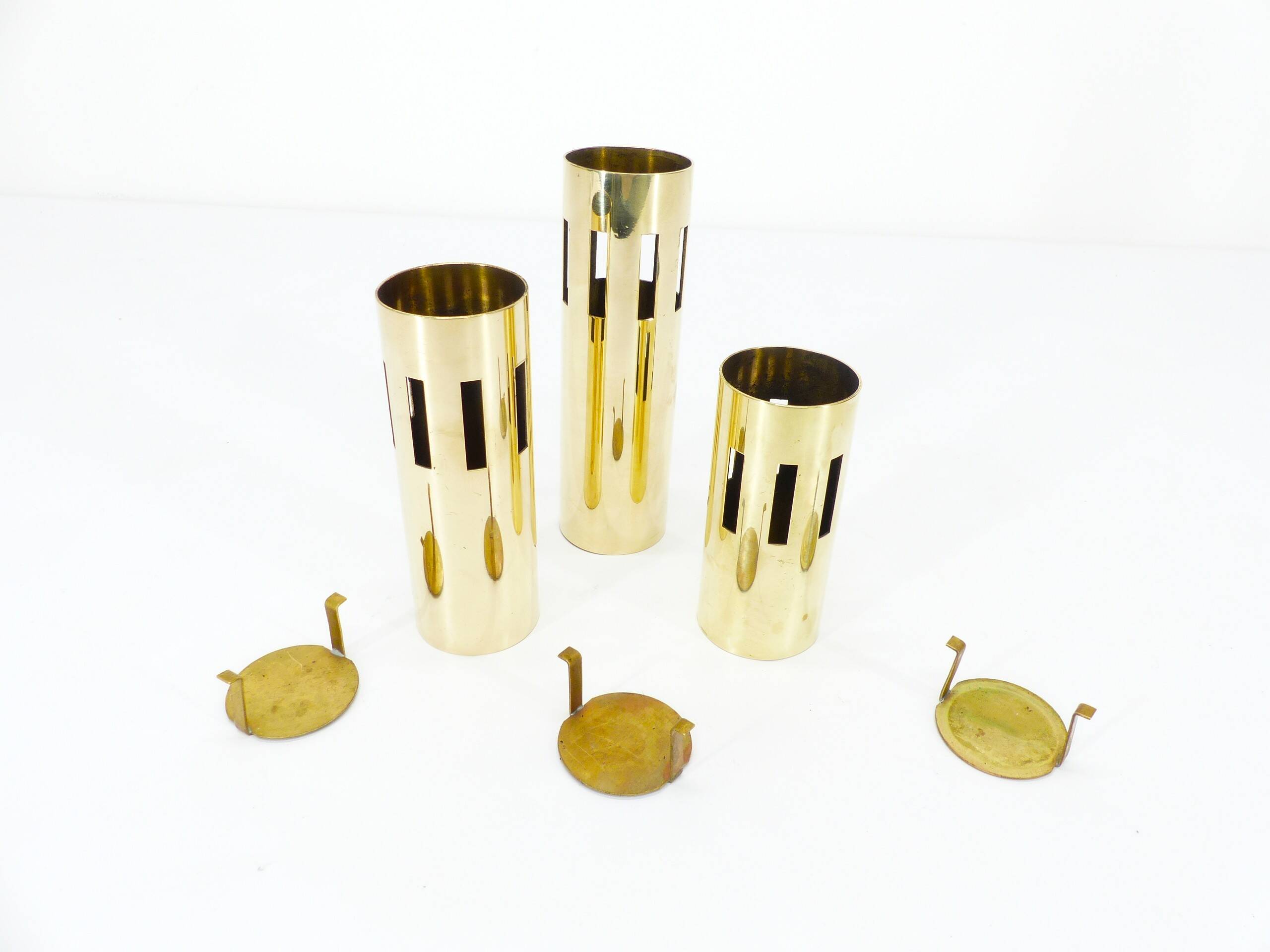 Set of 3 modernist brass tealight holders, design Kullamässing, Sweden, 1960