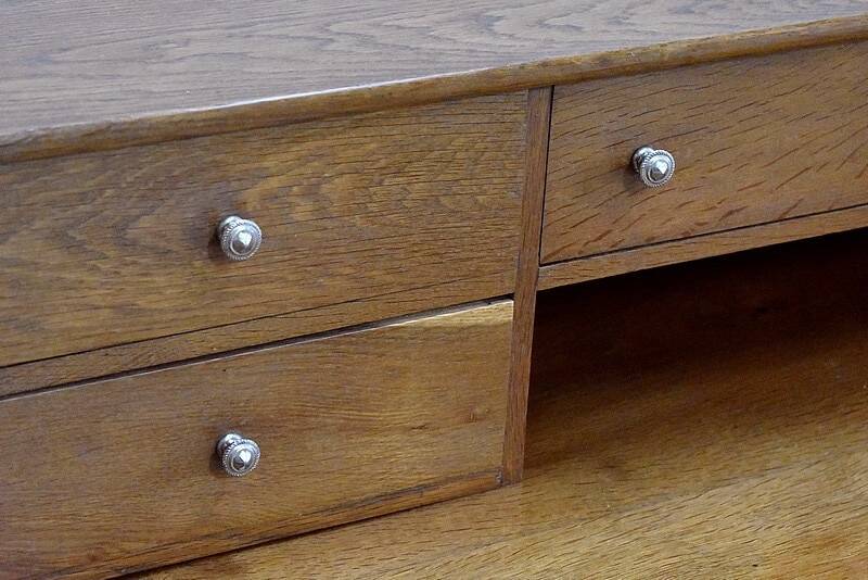 Tiered desk – 20th century