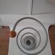 Porte parapluie spirale postmoderne 80s
