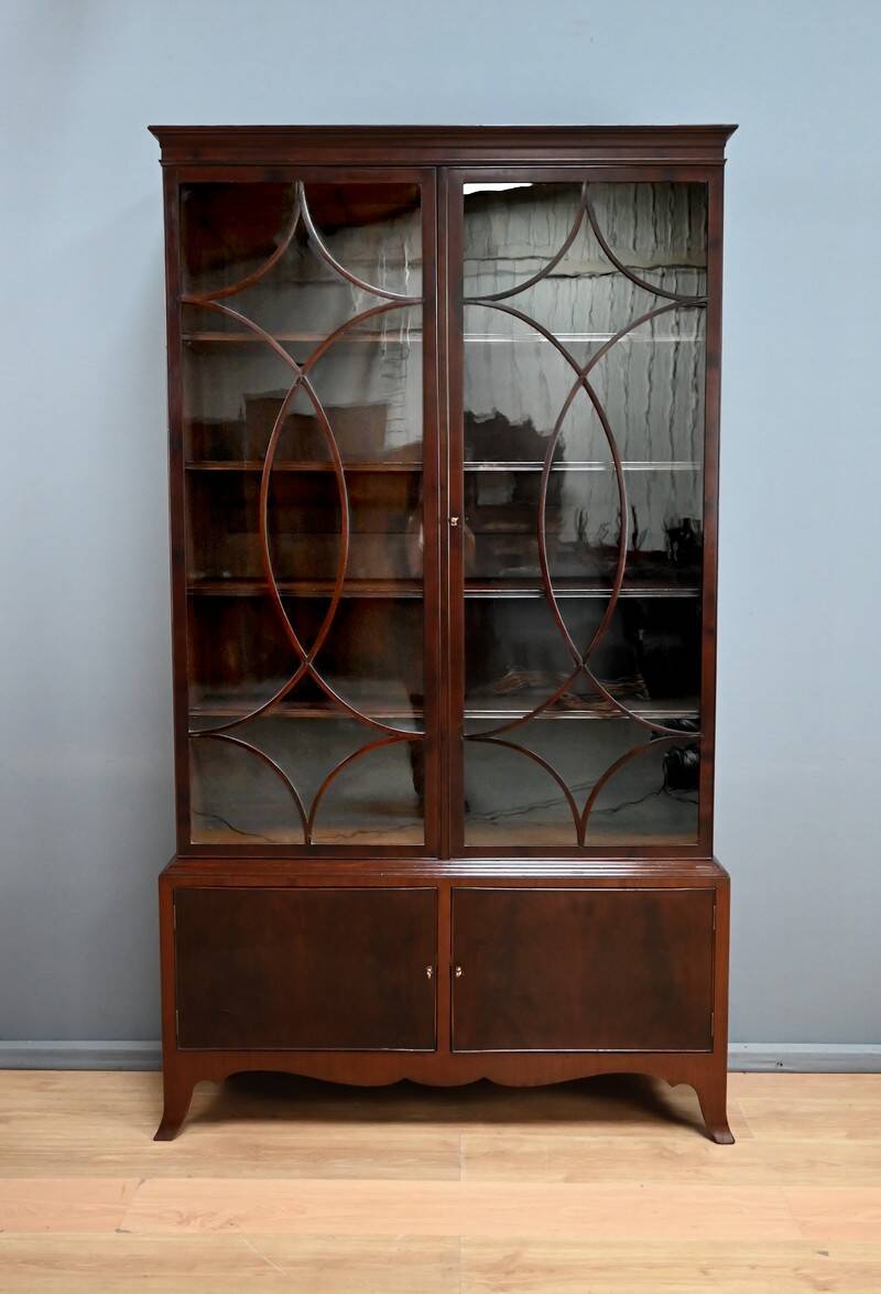 Mahogany Display Cabinet, England - Early 20th Century