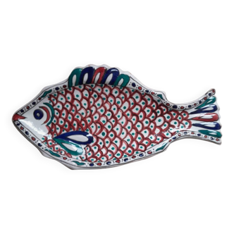 Plat en cuite à poisson