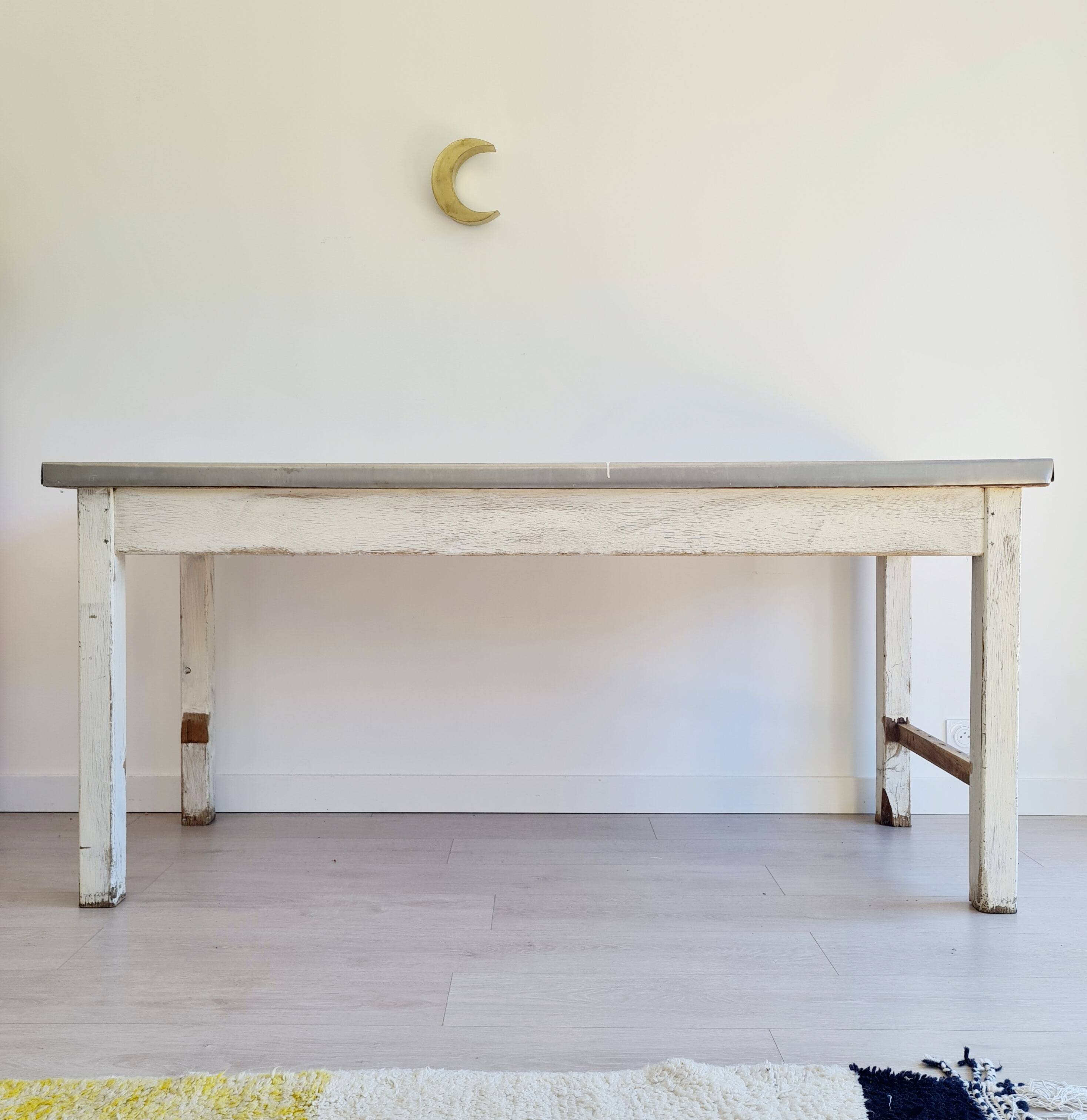 Wood and zinc work table