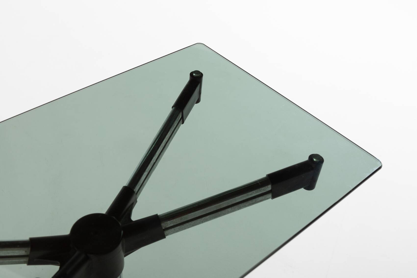 Brevettato side table from 1970’s, Italy