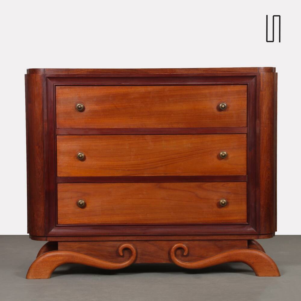 Wooden chest of drawers from the 1940s