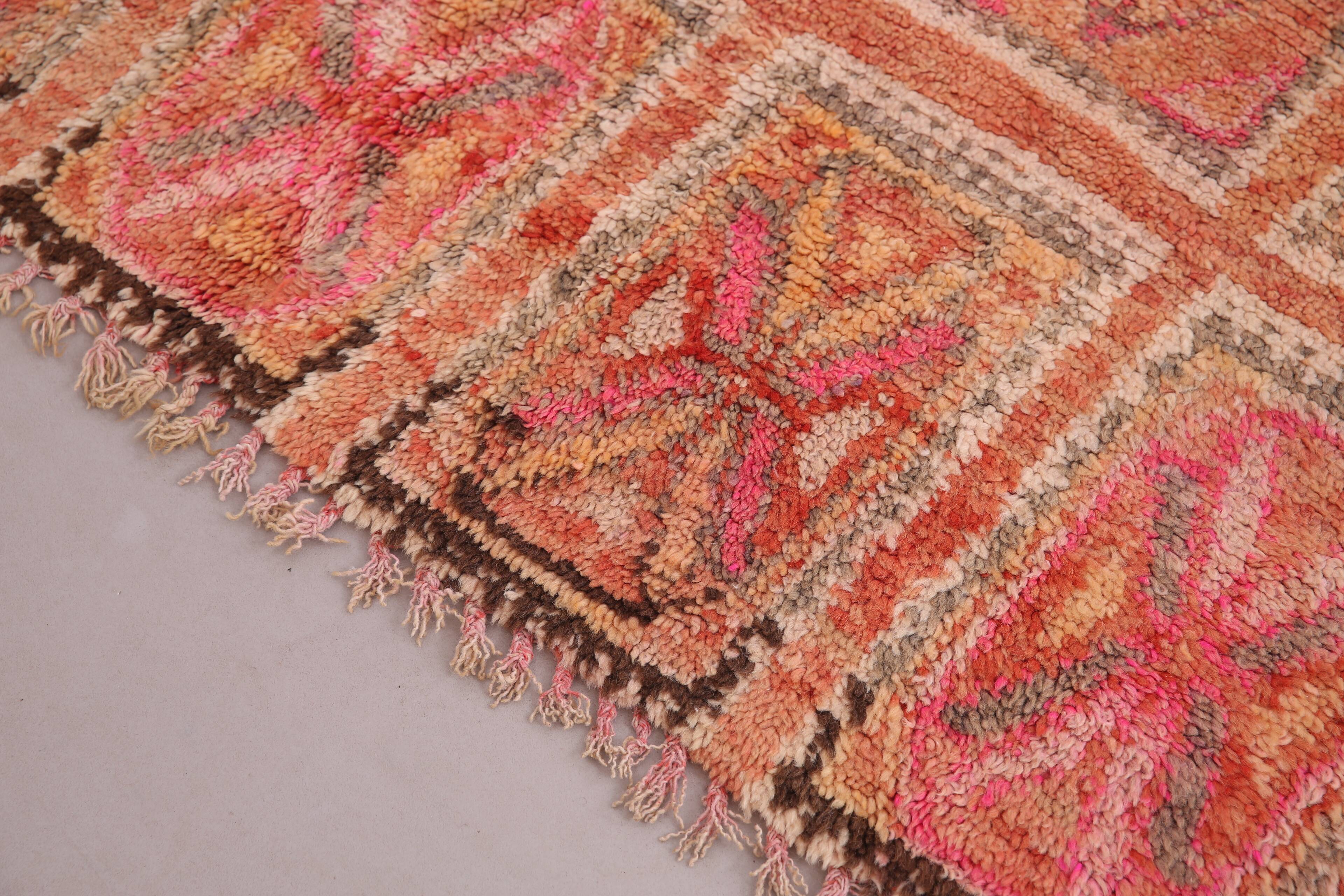 Pink Vintage Moroccan Boujaad Rug 171 x 273 cm - Berber Wool Rug Handmade
