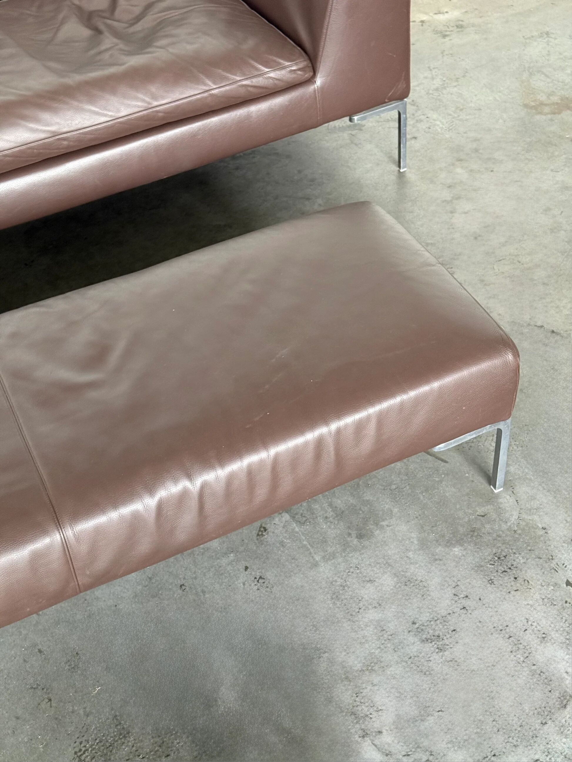 Leather sofa by B&B Italia and bench set — genuine Italian design, excellent condition.